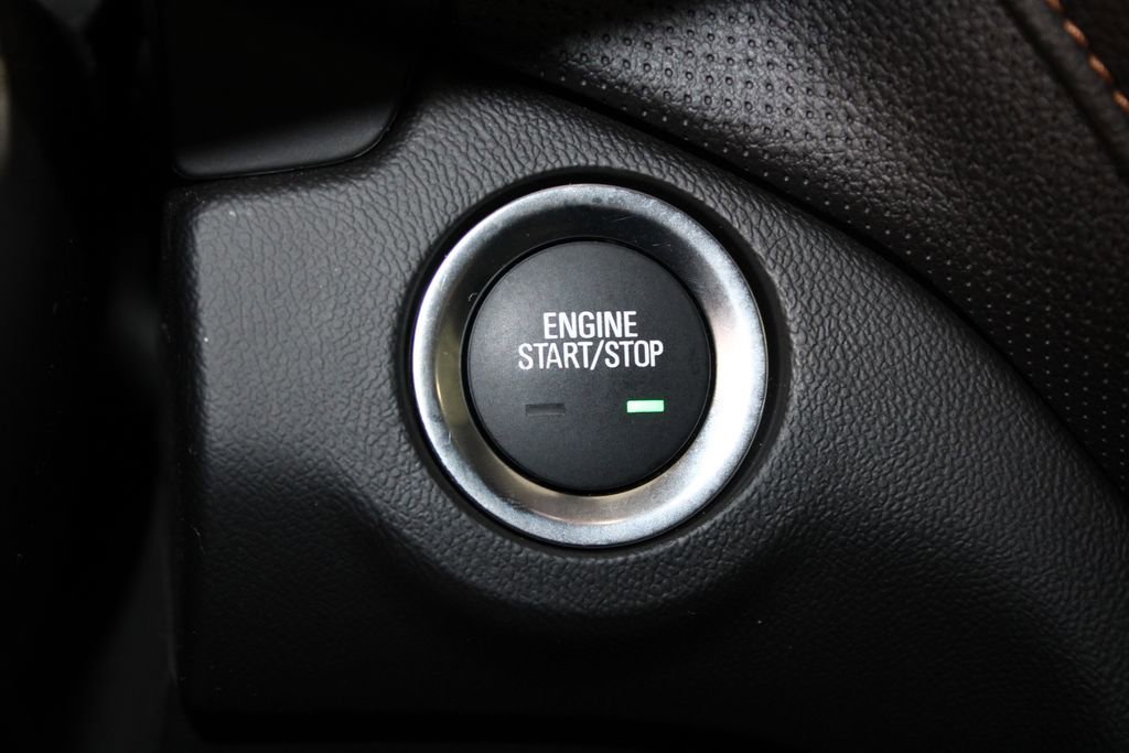 Used 2023 Chevrolet Equinox Premier FWD image 40
