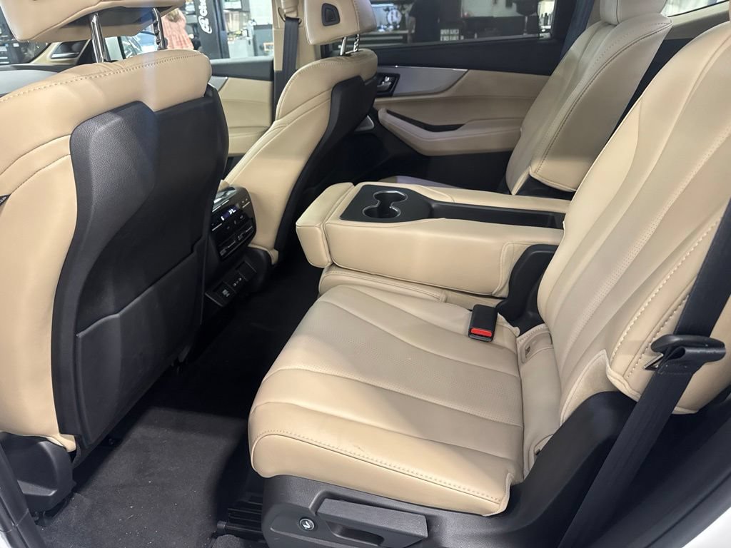 Certified 2026 Acura MDX w/ Technology Package AWD/4WD image 14