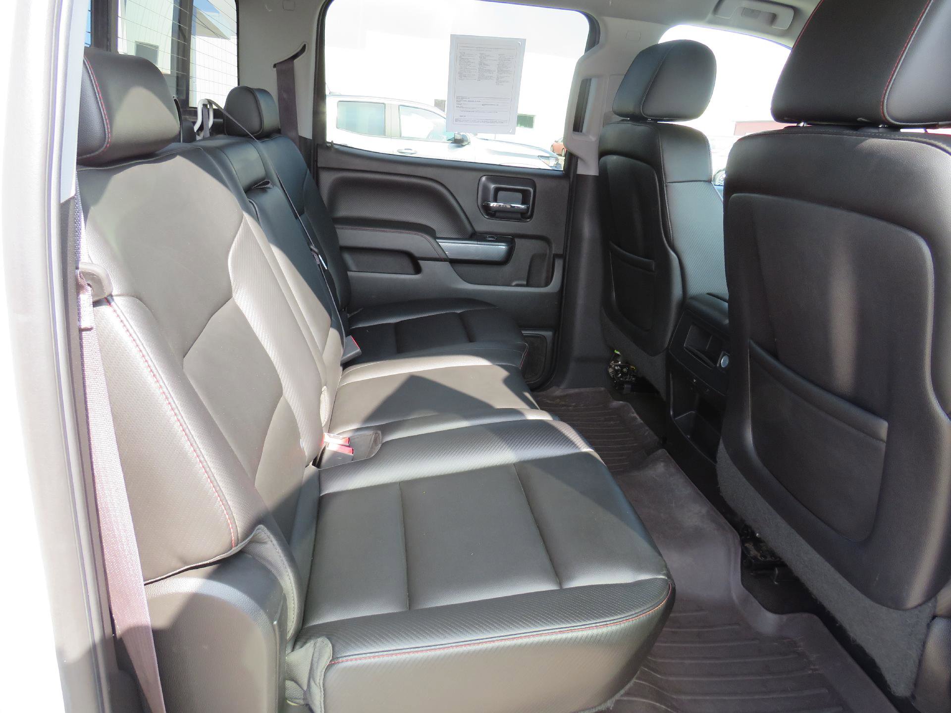 Used 2015 GMC Sierra 1500 SLT w/ All-Terrain Package image 9