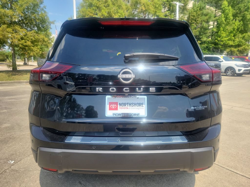 Used 2024 Nissan Rogue S FWD image 5