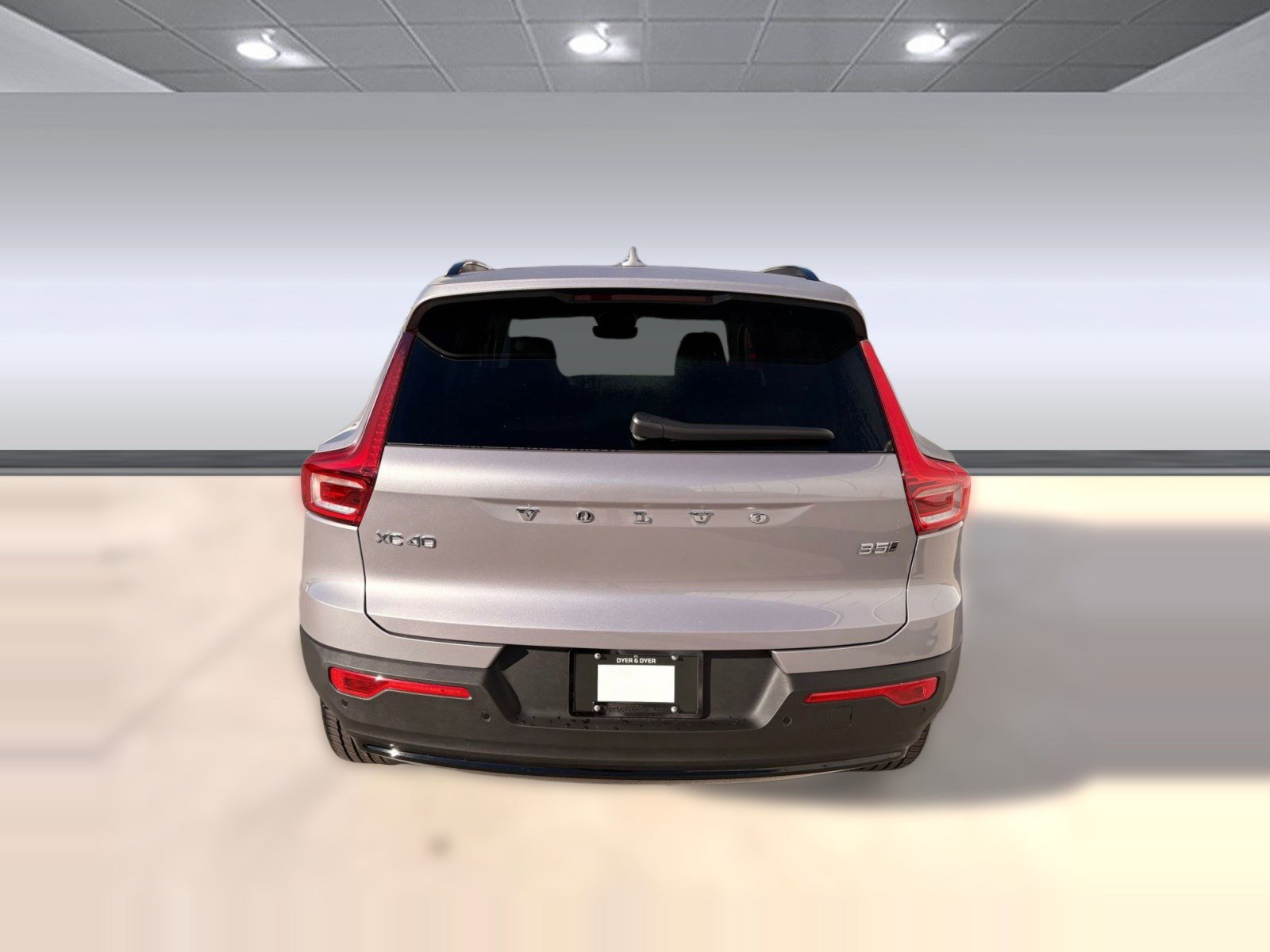 Certified 2026 Volvo XC40 B5 Core w/ Climate Package AWD/4WD image 10