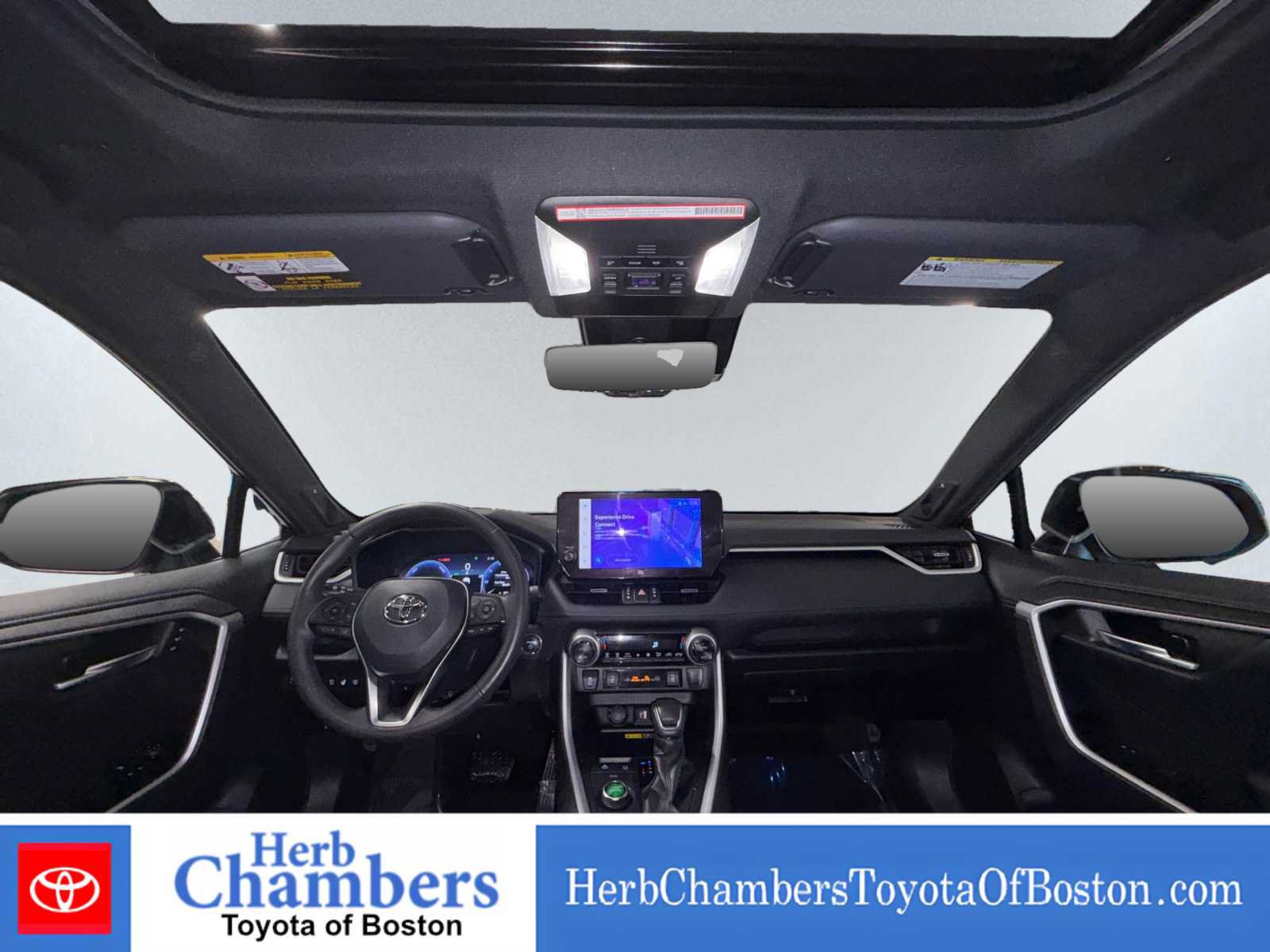 Used 2025 Toyota RAV4 XSE w/ Advanced Technology Package AWD/4WD image 5