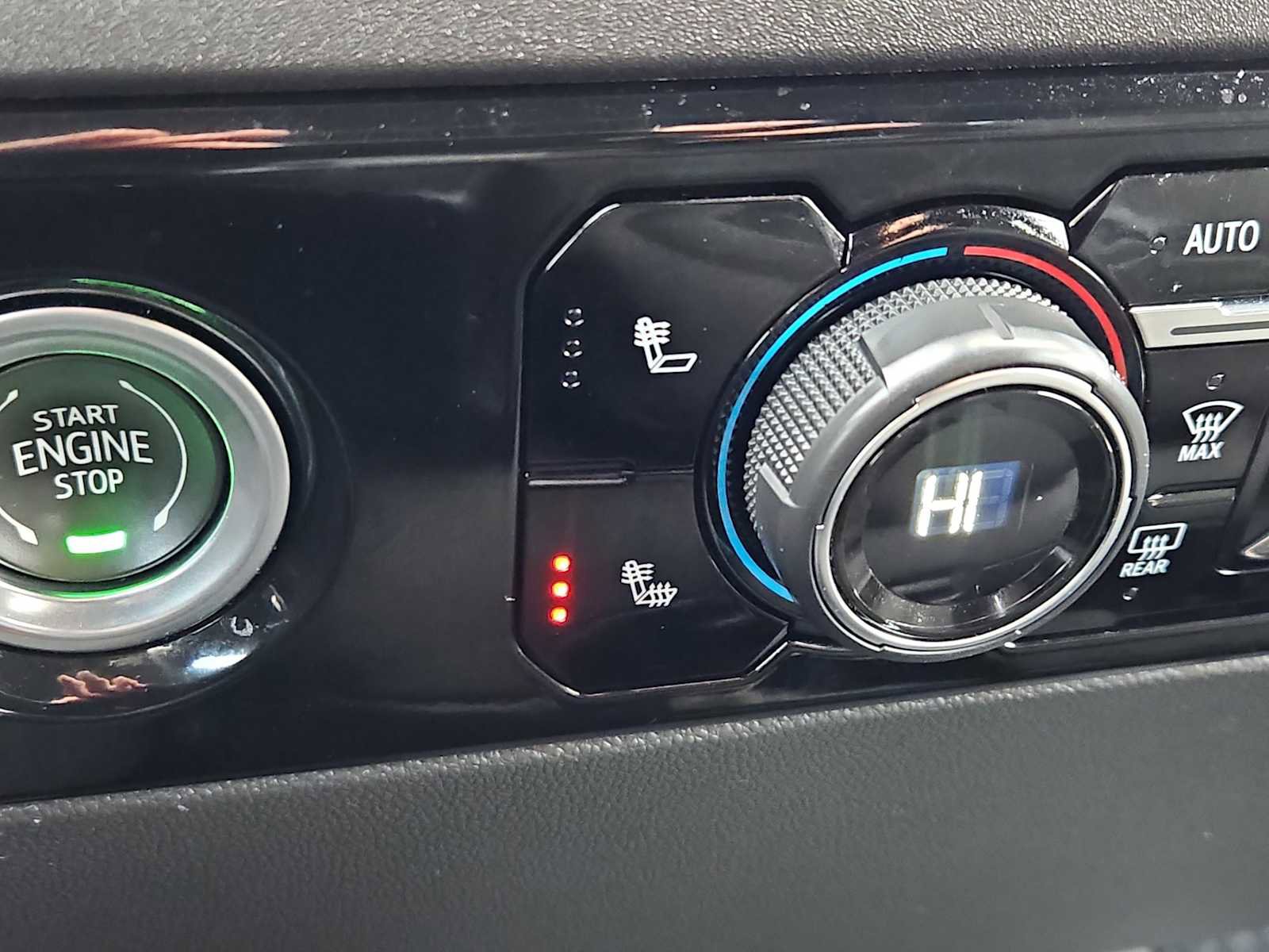 Used 2023 Chevrolet Silverado 1500 LT image 19