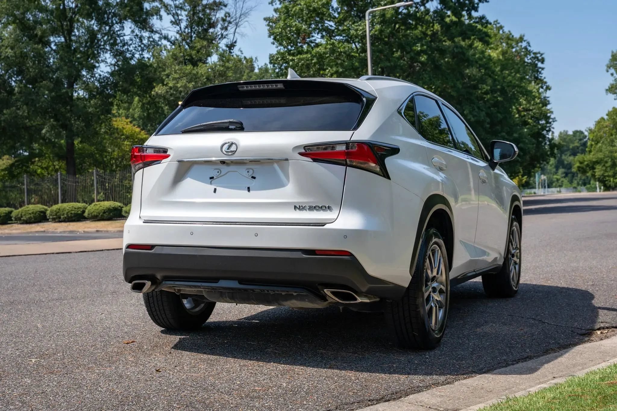 Used 2016 Lexus NX 200t FWD w/ Premium Package image 6