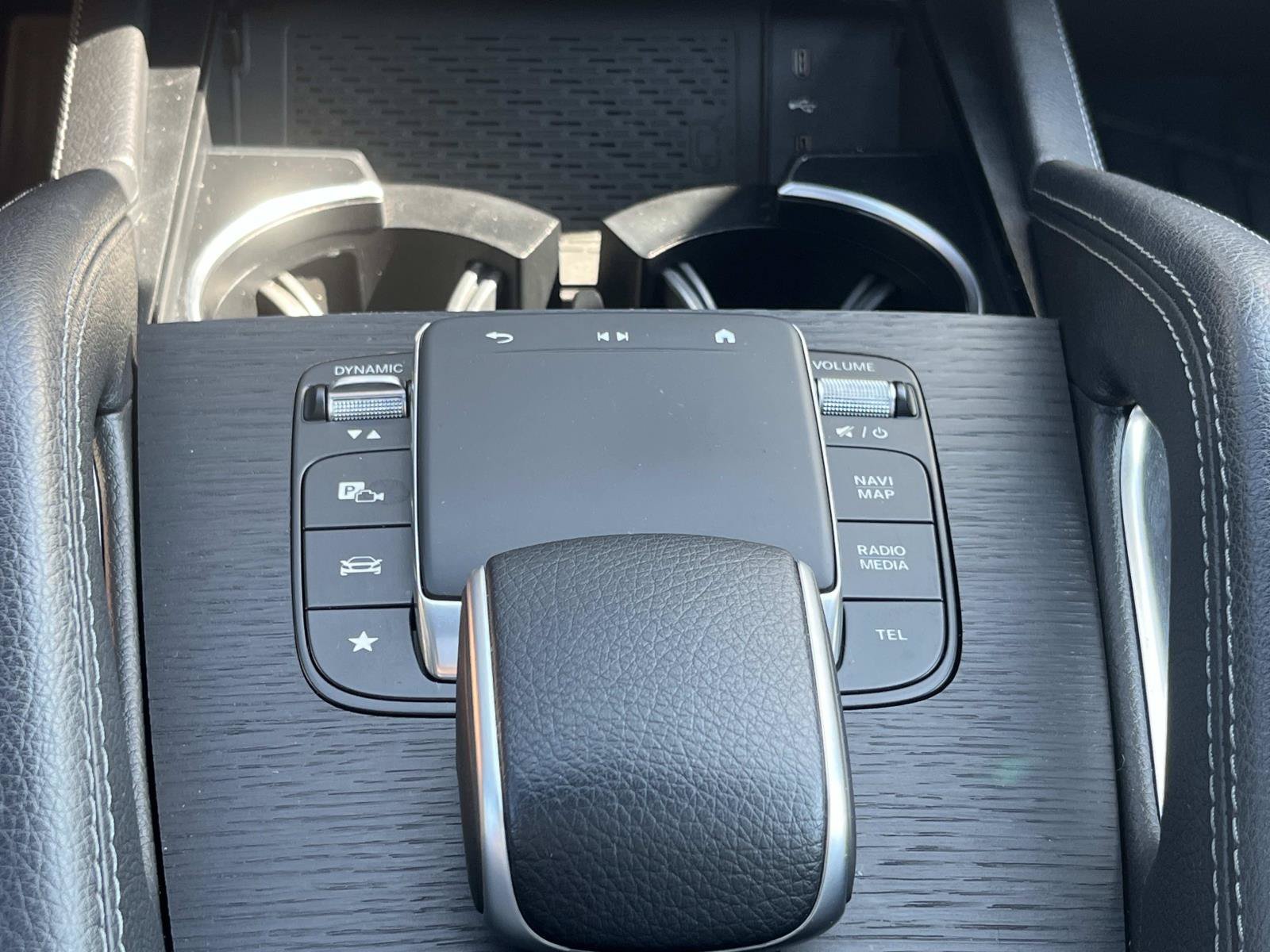 Certified 2024 Mercedes-Benz GLE 450 4MATIC image 40