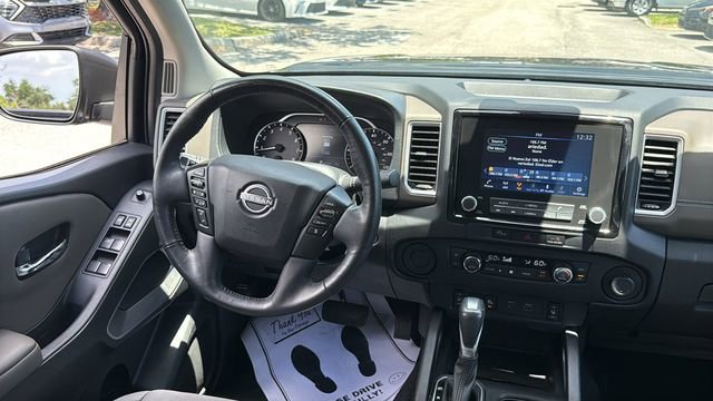Used 2024 Nissan Frontier SV w/ SV Convenience Package RWD image 14