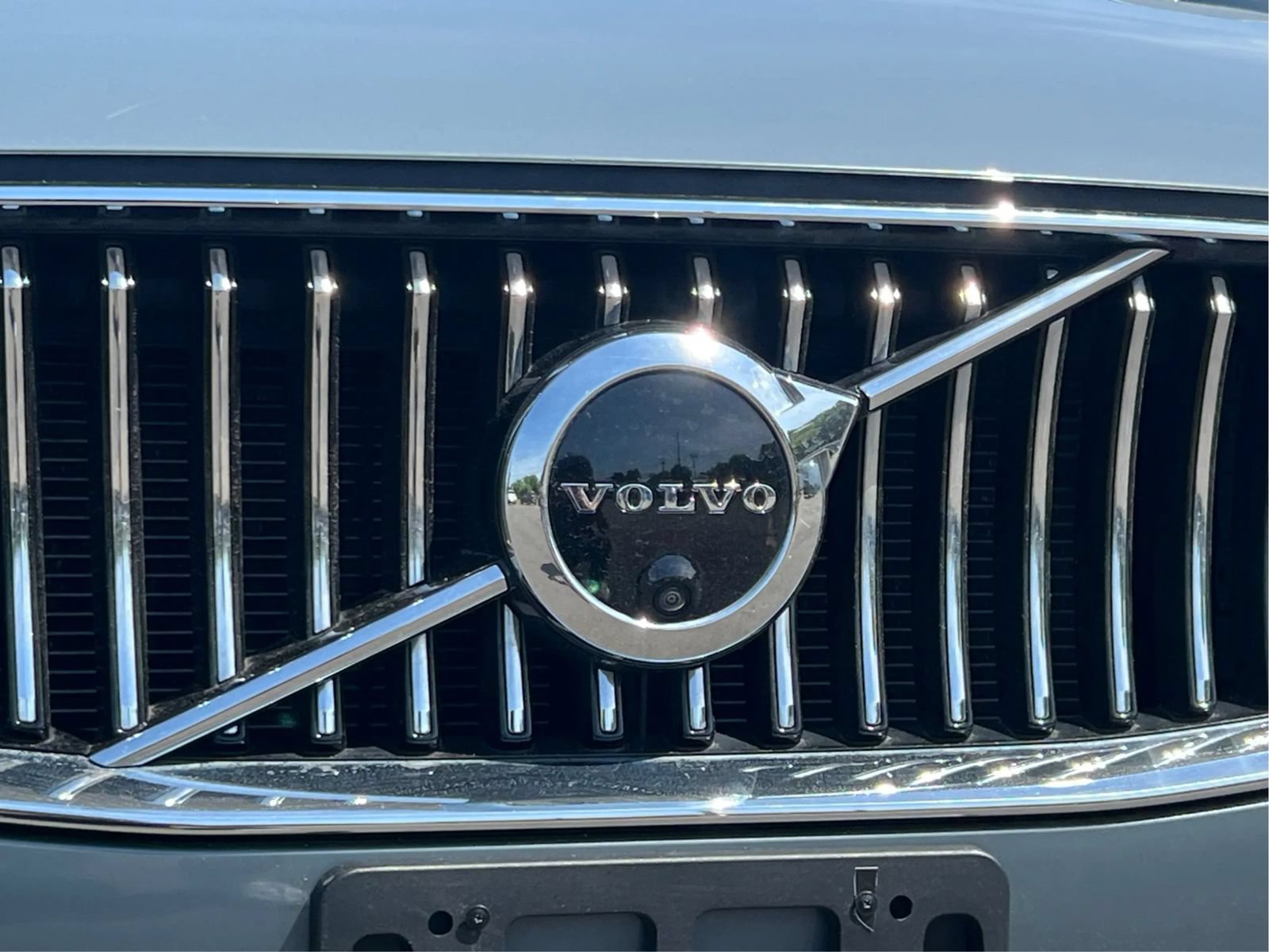 Used 2020 Volvo XC90 T6 Momentum w/ Protection Package Premier AWD/4WD image 36