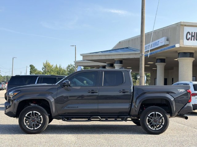 Used 2025 Toyota Tacoma TRD Sport AWD/4WD image 12