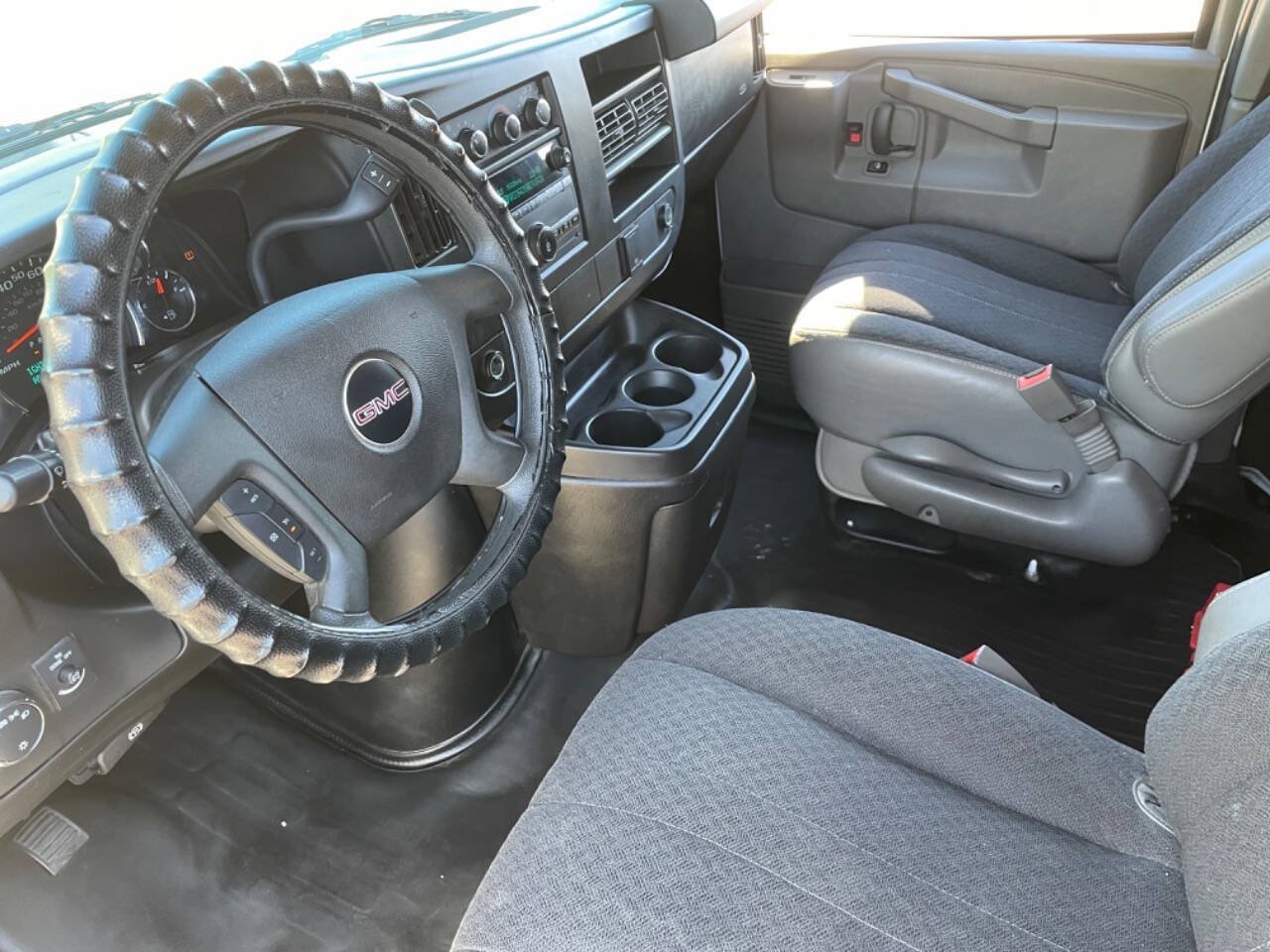 Used 2019 GMC Savana 2500 w/ Driver Convenience Package RWD image 16