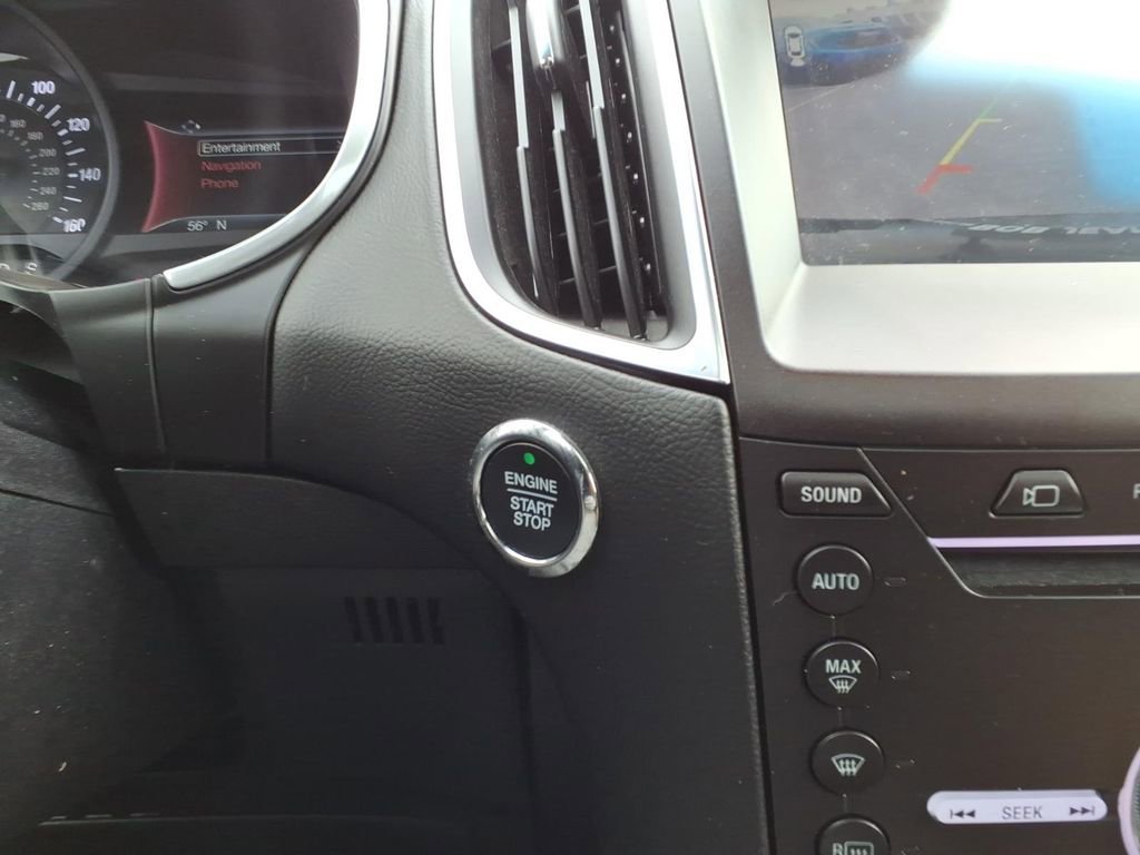 Used 2019 Ford Edge Titanium w/ Equipment Group 301A AWD/4WD image 22