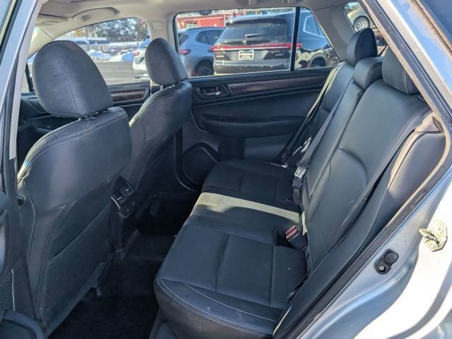 Used 2017 Subaru Outback 2.5i Limited image 10
