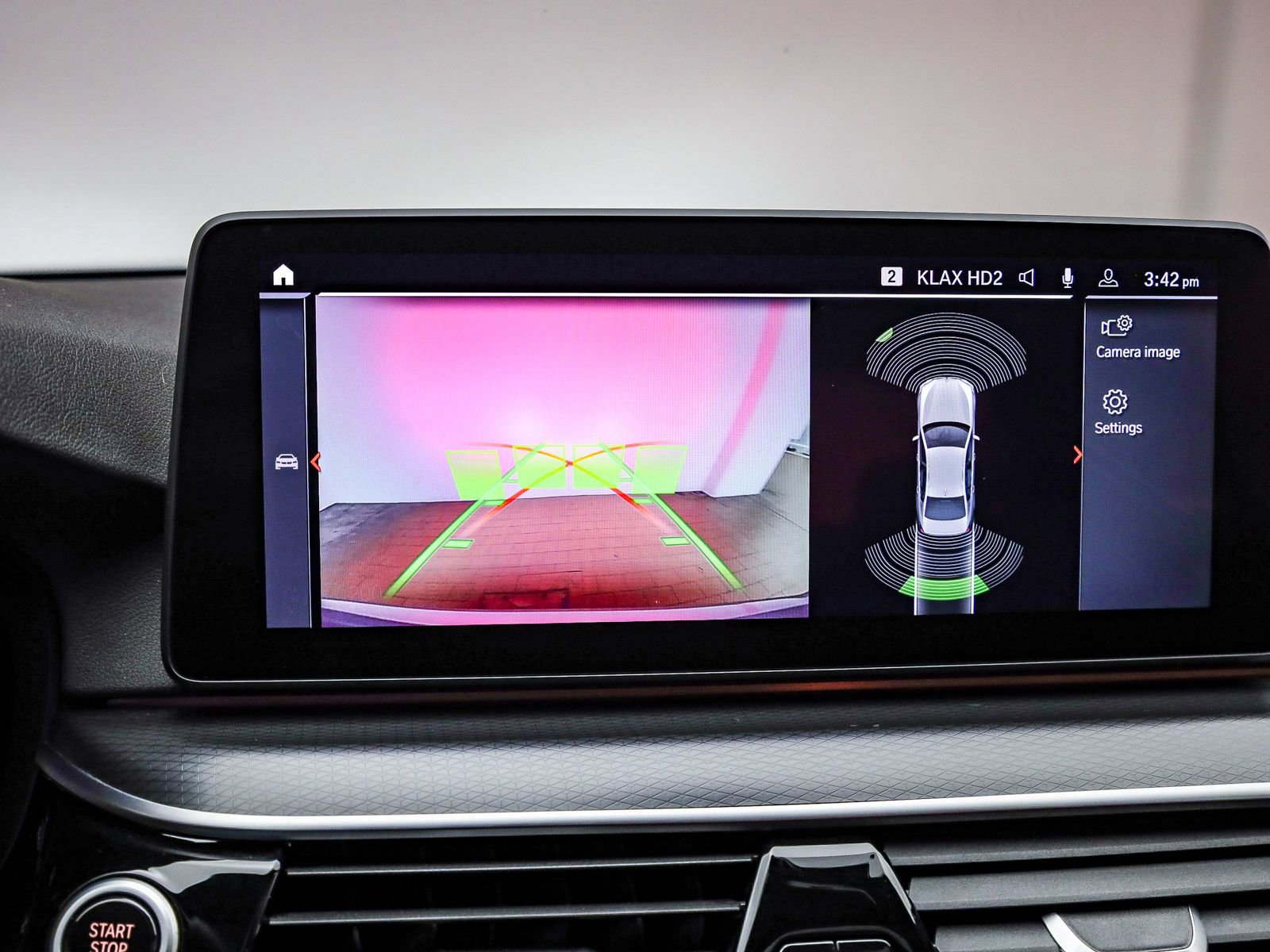 Certified 2023 BMW 540i w/ M Sport Package image 27