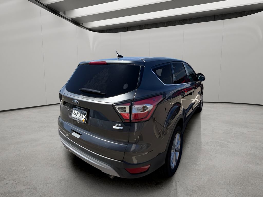 Used 2017 Ford Escape SE AWD/4WD image 4