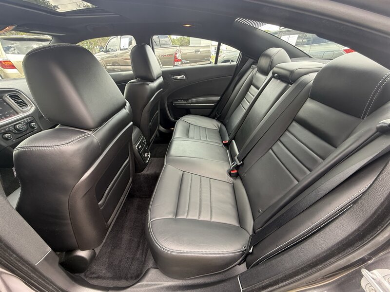 Used 2014 Dodge Charger SXT Plus RWD image 30