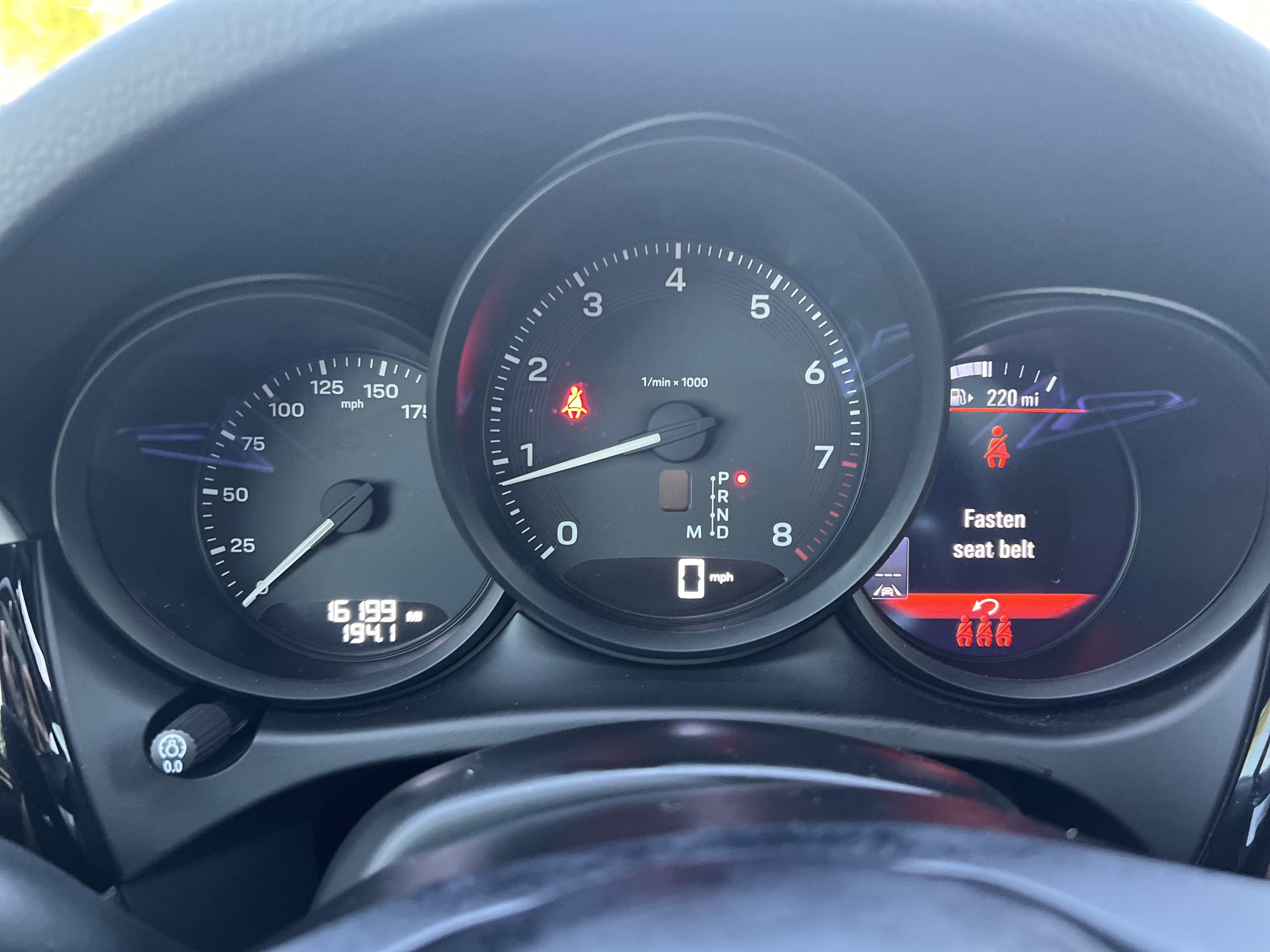 Used 2024 Porsche Macan image 19