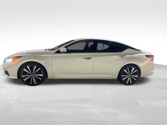 Used 2019 Nissan Altima 2.5 Platinum image 11