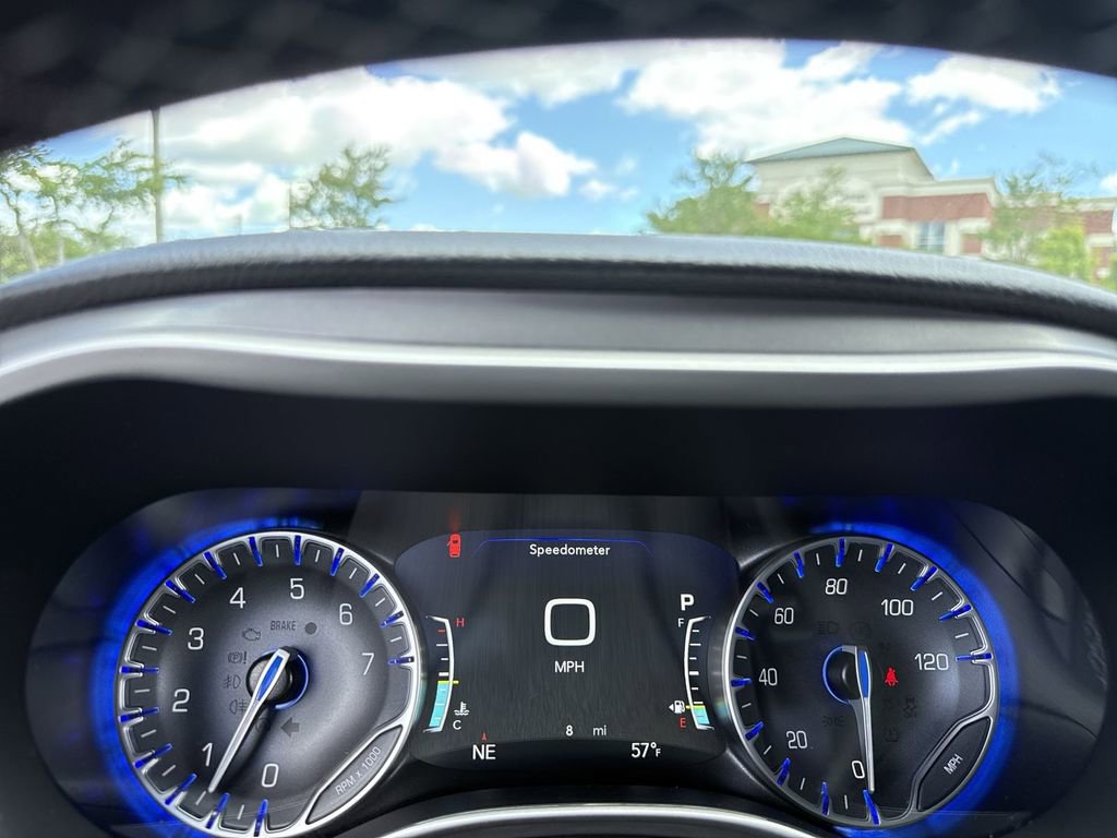 New 2026 Chrysler Pacifica Select image 16