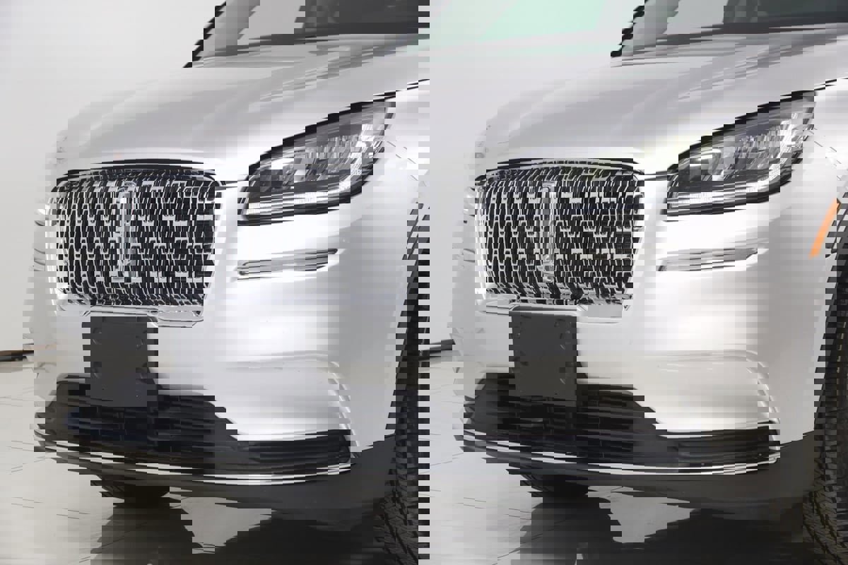 Used 2020 Lincoln Corsair FWD w/ Premium Package image 52