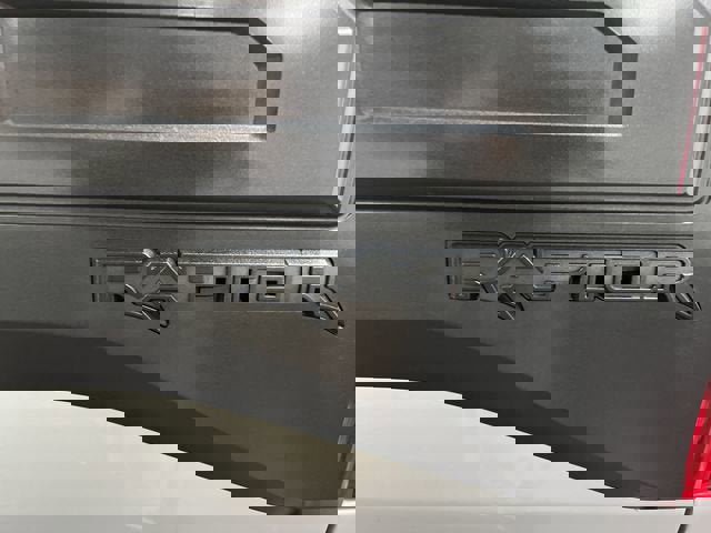 Used 2018 Ford F150 Raptor w/ Equipment Group 802A Luxury image 32