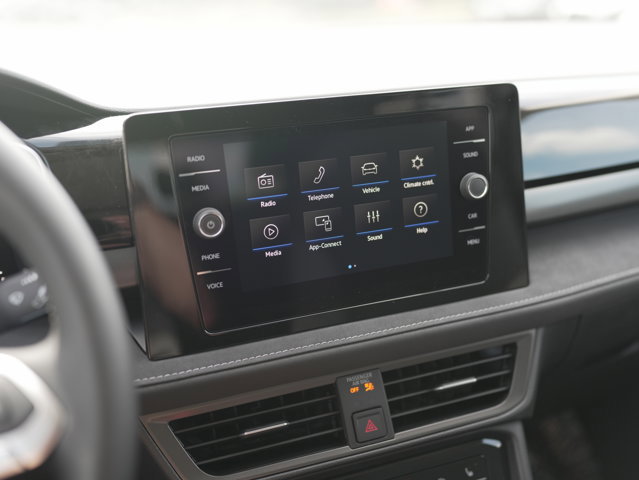 New 2025 Volkswagen Taos SE AWD/4WD image 14