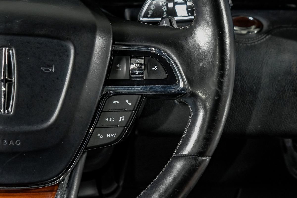 Used 2021 Lincoln Navigator L Reserve w/ Luxury Package image 17