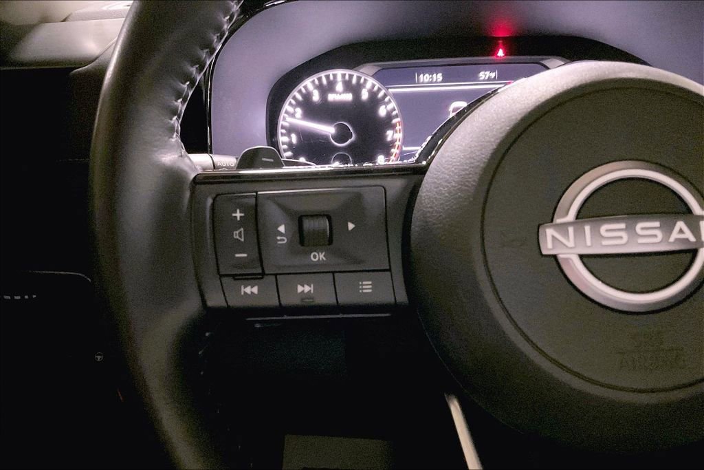 Used 2023 Nissan Pathfinder SL image 17