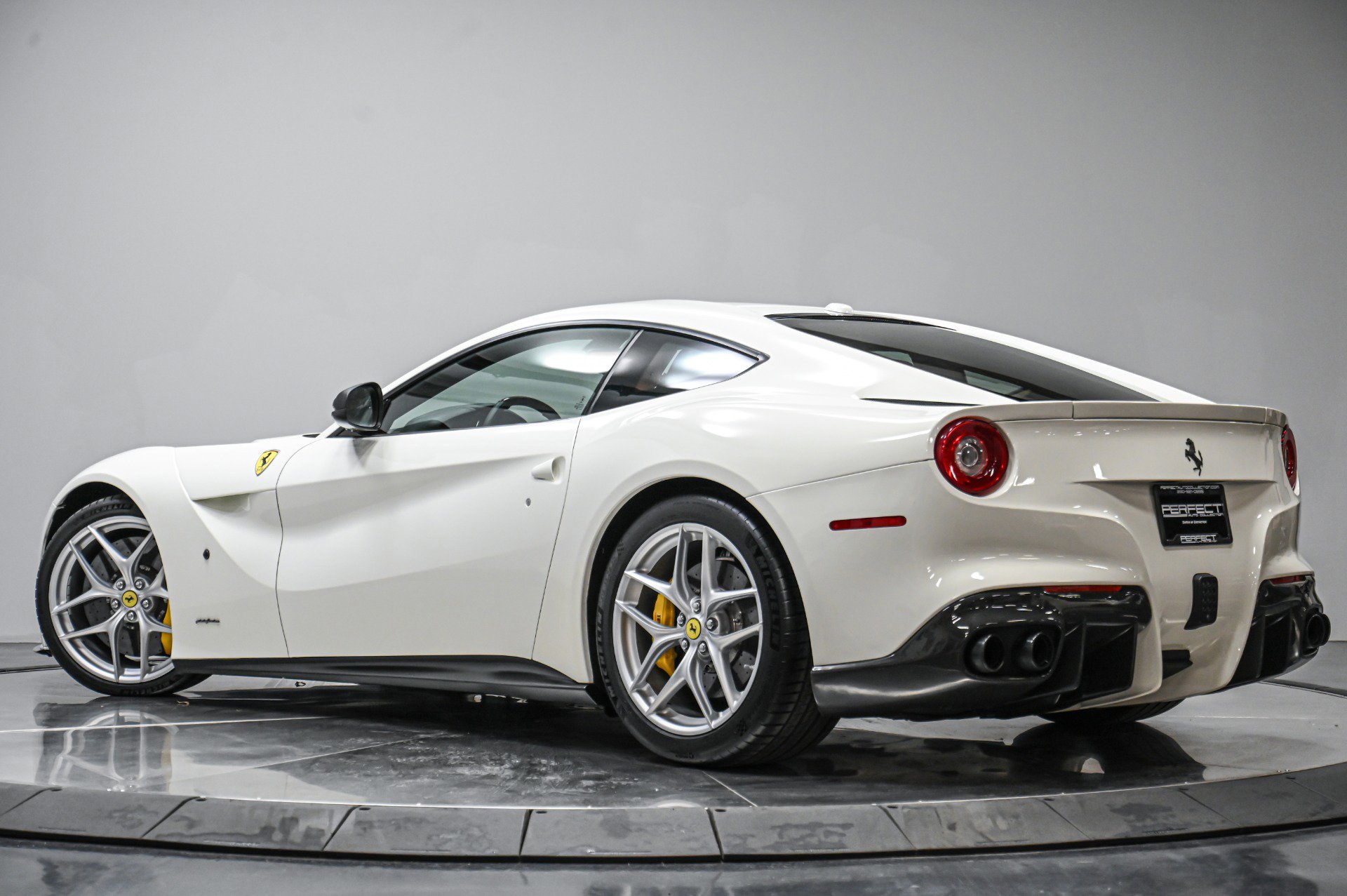Used 2015 Ferrari F12 Berlinetta image 67