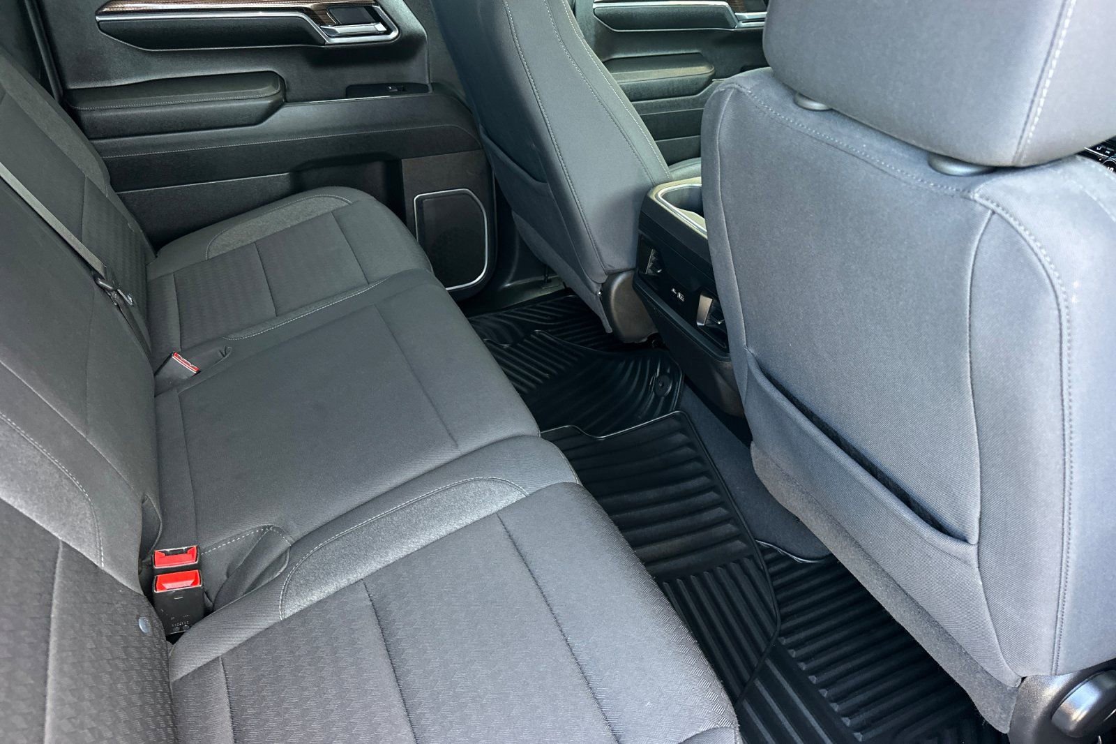 Used 2024 Chevrolet Silverado 1500 LT w/ Convenience Package II image 18