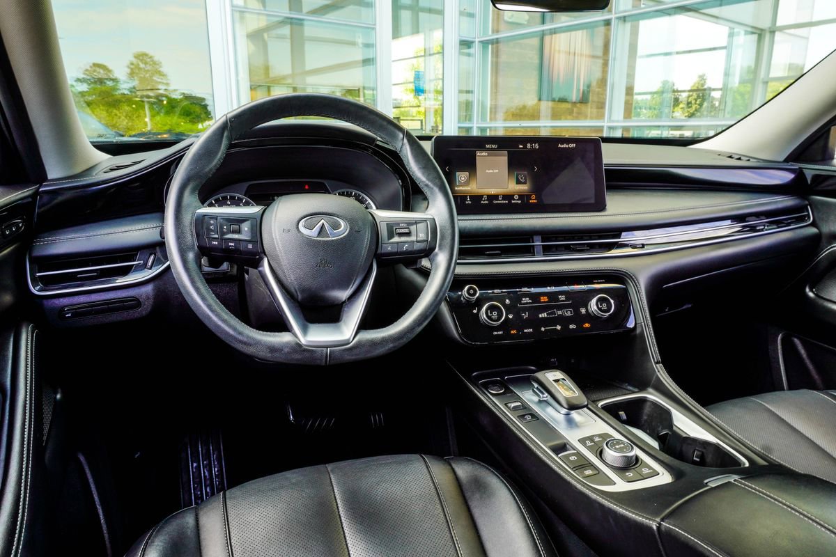 Certified 2024 INFINITI QX60 Pure FWD image 15
