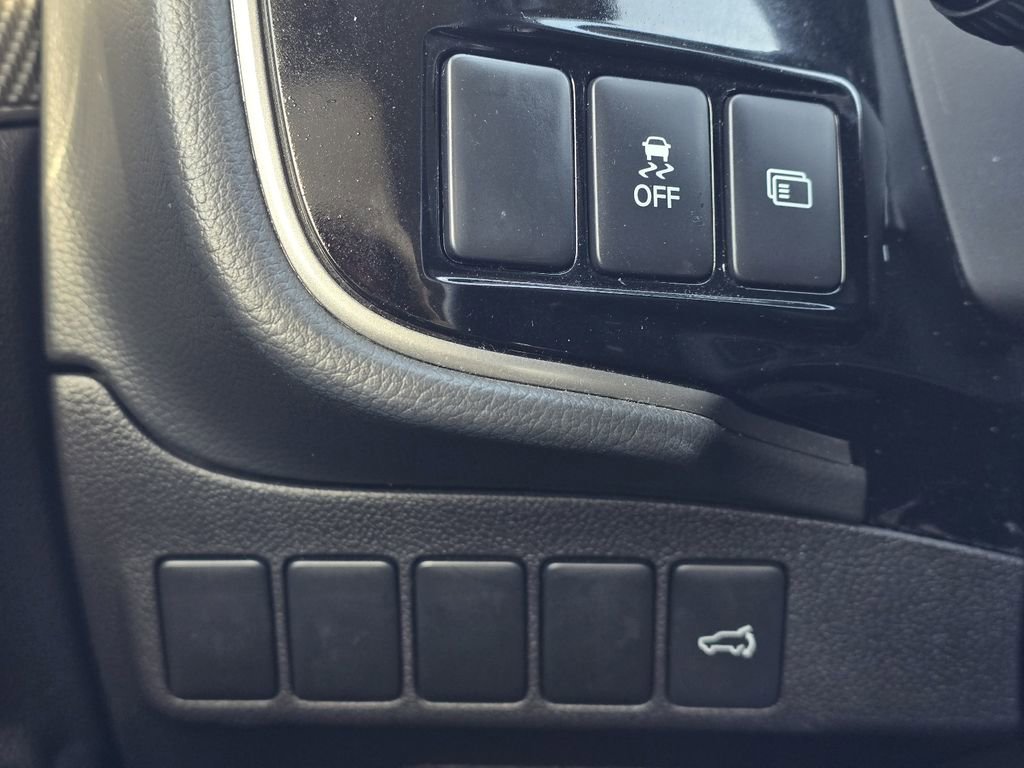 Used 2019 Mitsubishi Outlander SEL image 22