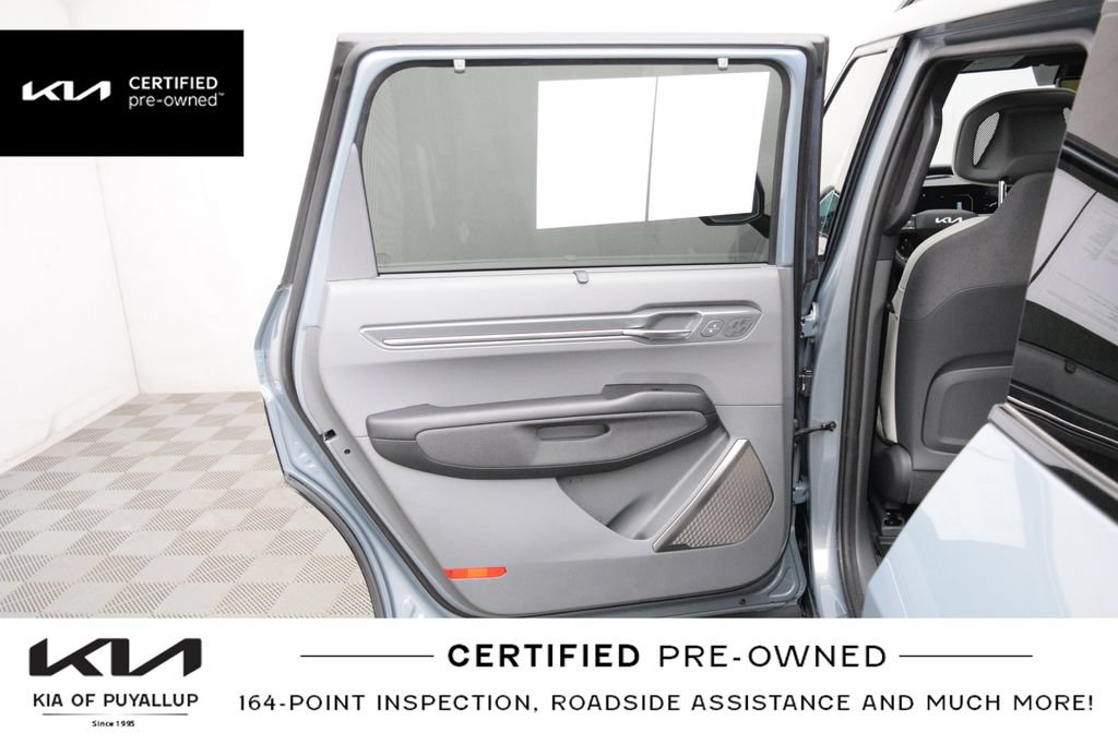 Certified 2024 Kia EV9 GT-Line AWD/4WD image 12