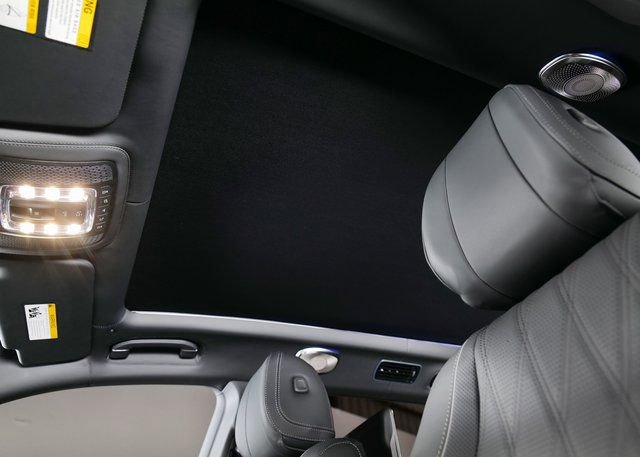 Used 2024 Mercedes-Benz Maybach GLS 600 4MATIC image 29