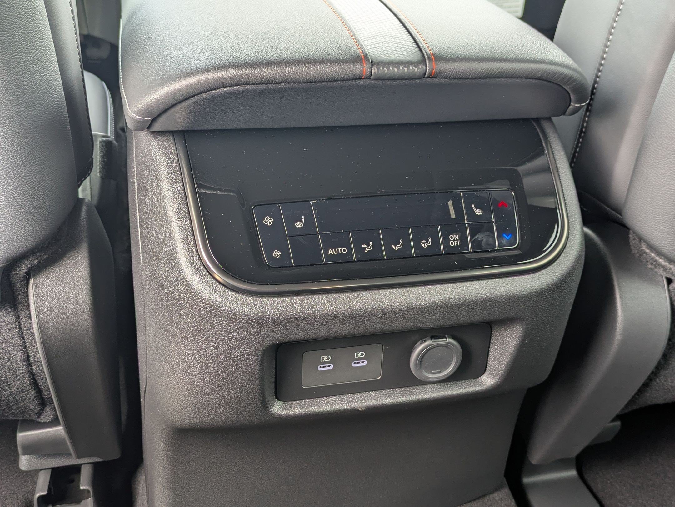 New 2026 Nissan Armada PRO-4X AWD/4WD image 28