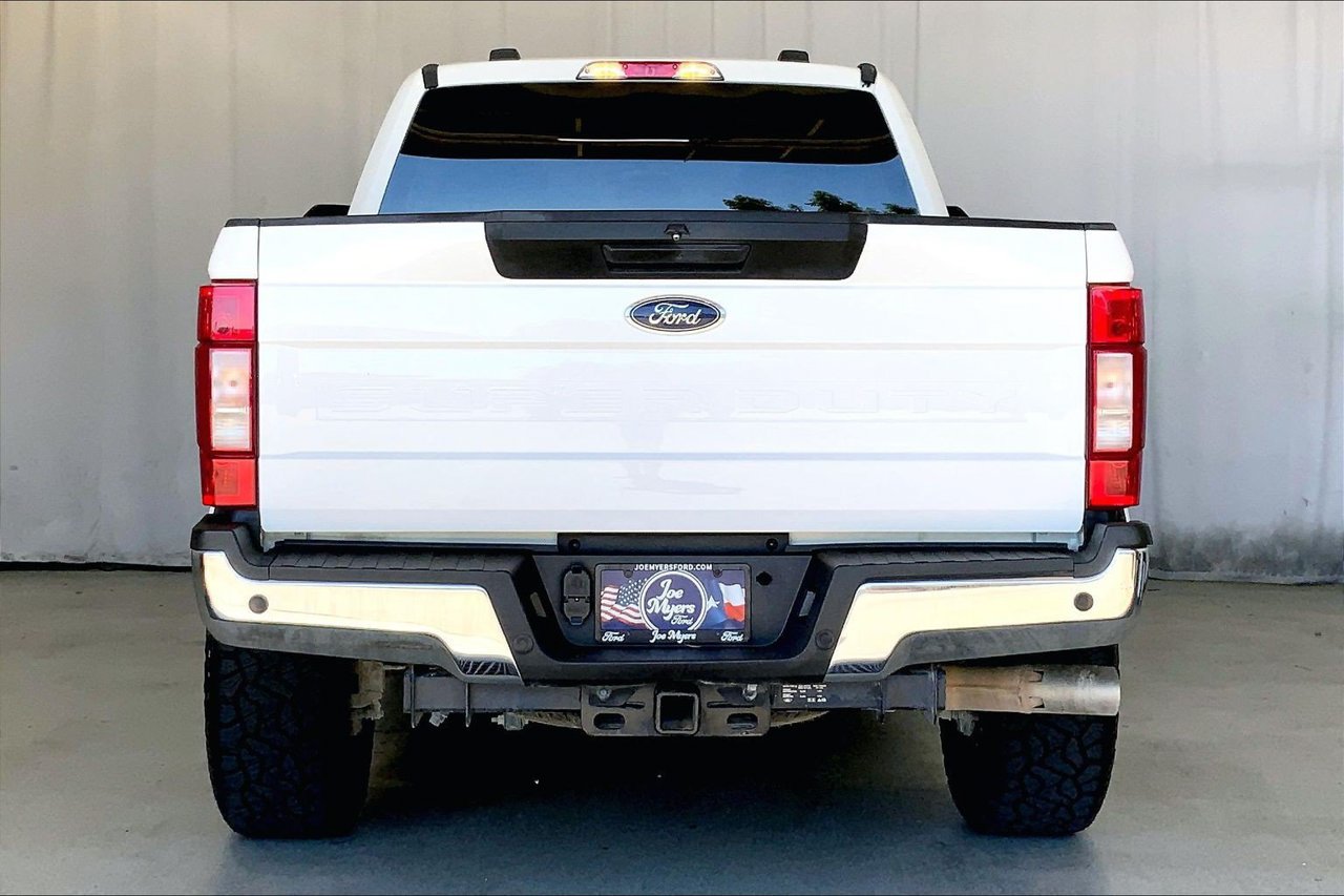 Used 2022 Ford F250 XLT w/ XLT Value Package AWD/4WD image 3