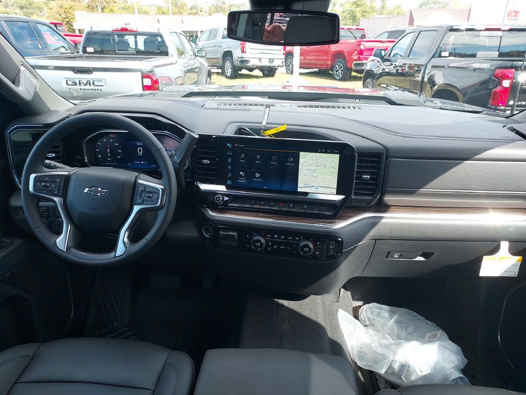 New 2026 Chevrolet Silverado 2500 LT w/ Trail Boss Package AWD/4WD image 15