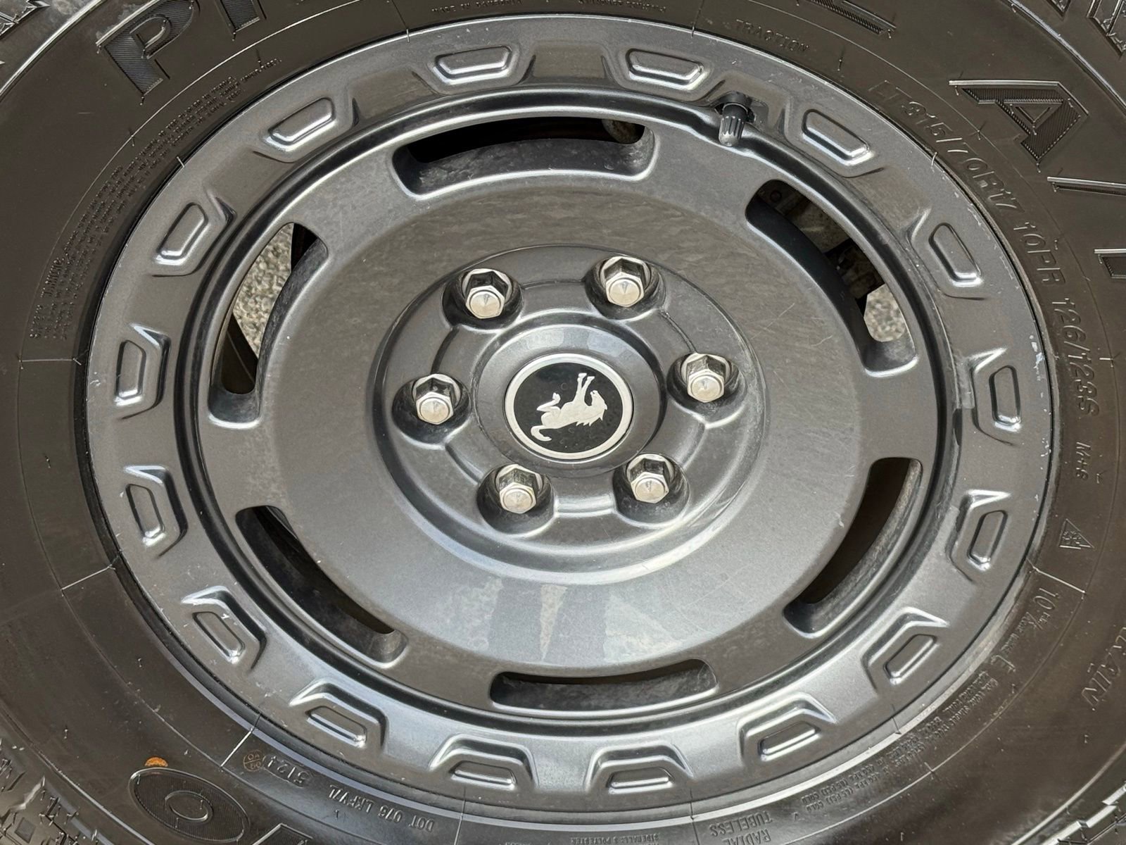 Used 2023 Ford Bronco Everglades image 44