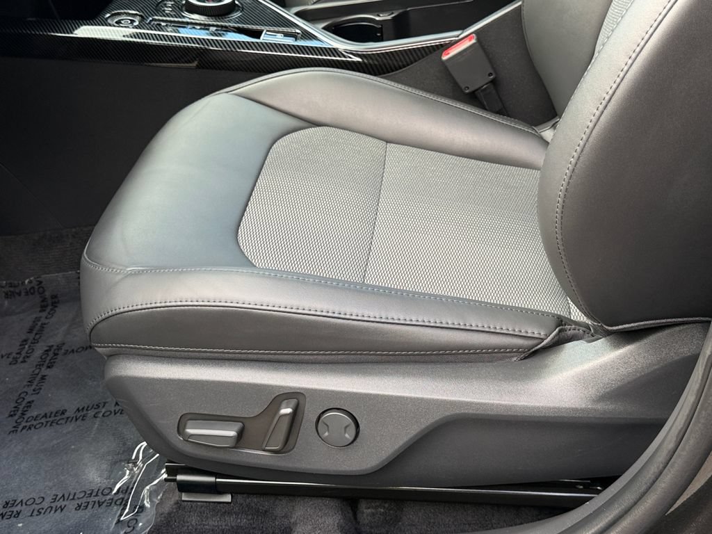 Used 2023 Kia Niro Wind w/ Wind Preserve Package FWD image 17