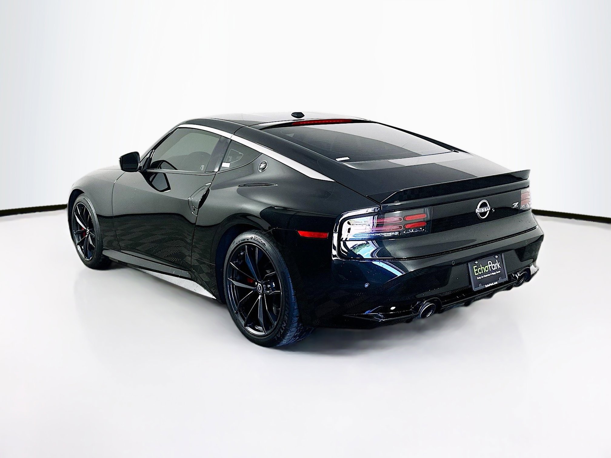 Used 2023 Nissan Z w/ Floor Mat Package (L93) RWD image 5