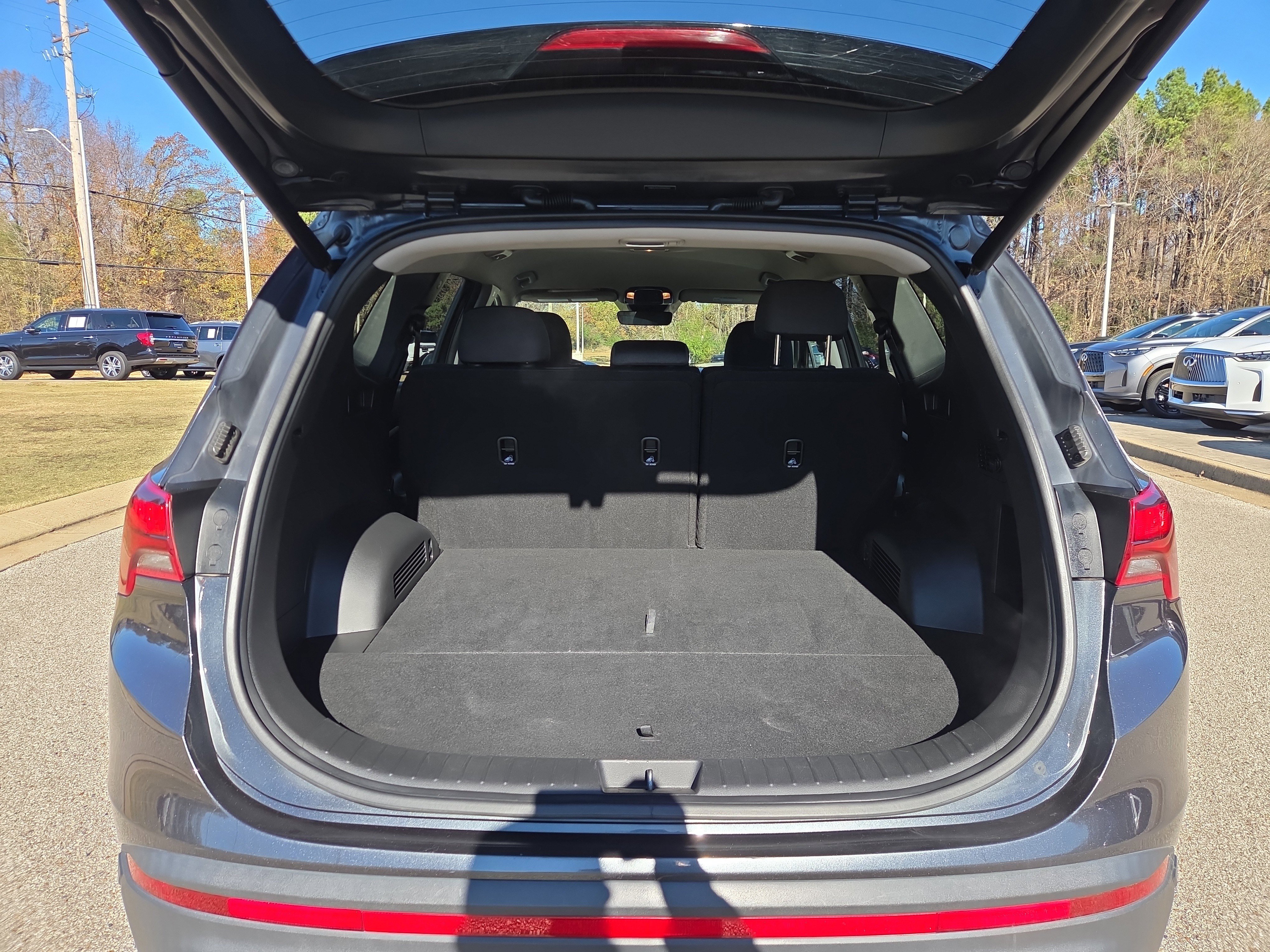 Used 2023 Hyundai Santa Fe SEL image 8