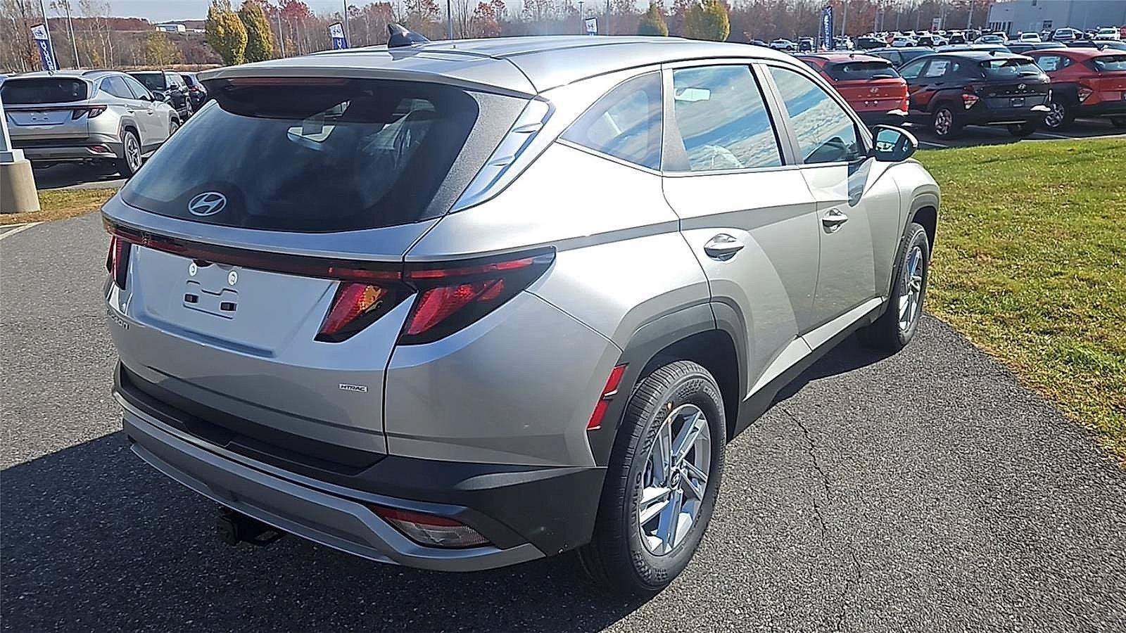 New 2026 Hyundai Tucson SE AWD/4WD image 7