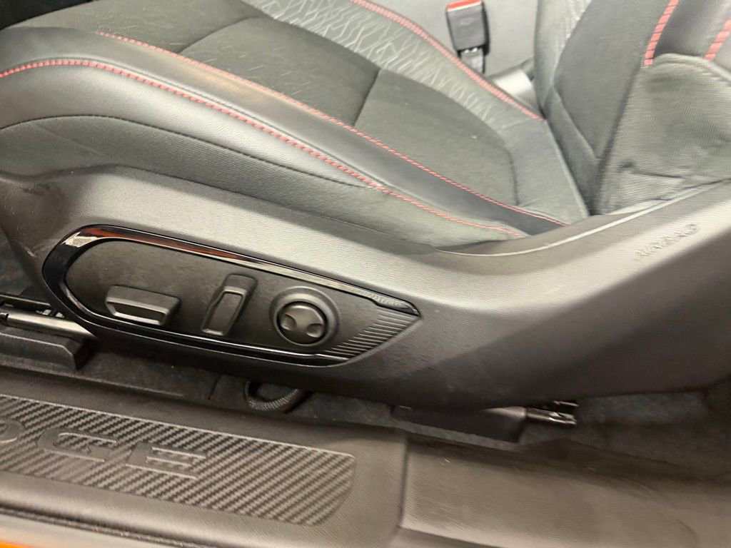 Used 2025 Dodge Charger R/T w/ Sun & Sound Package image 24