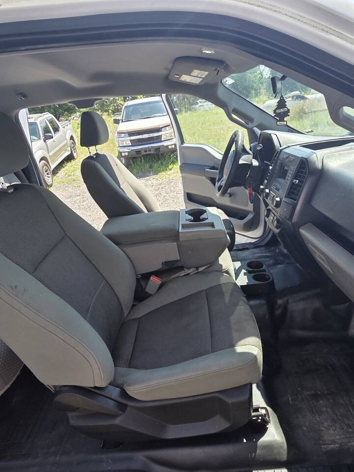 Used 2017 Ford F150 XL w/ Trailer Tow Package RWD image 8