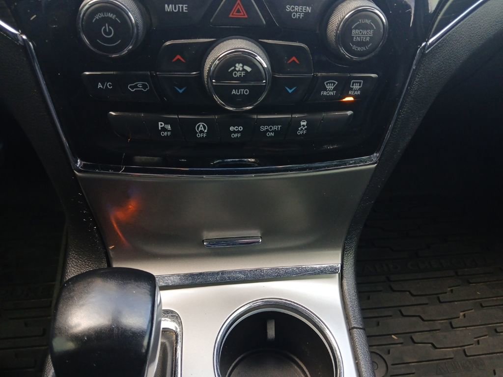 Used 2021 Jeep Grand Cherokee Limited w/ Premium Lighting Group image 23