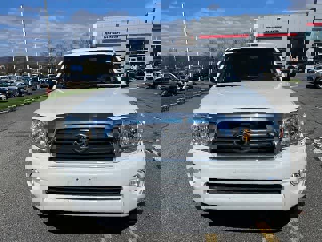 Used 2010 Toyota Tacoma 4x4 Double Cab image 2