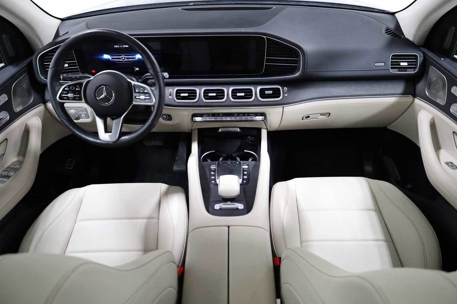 Used 2022 Mercedes-Benz GLS 450 4MATIC image 24