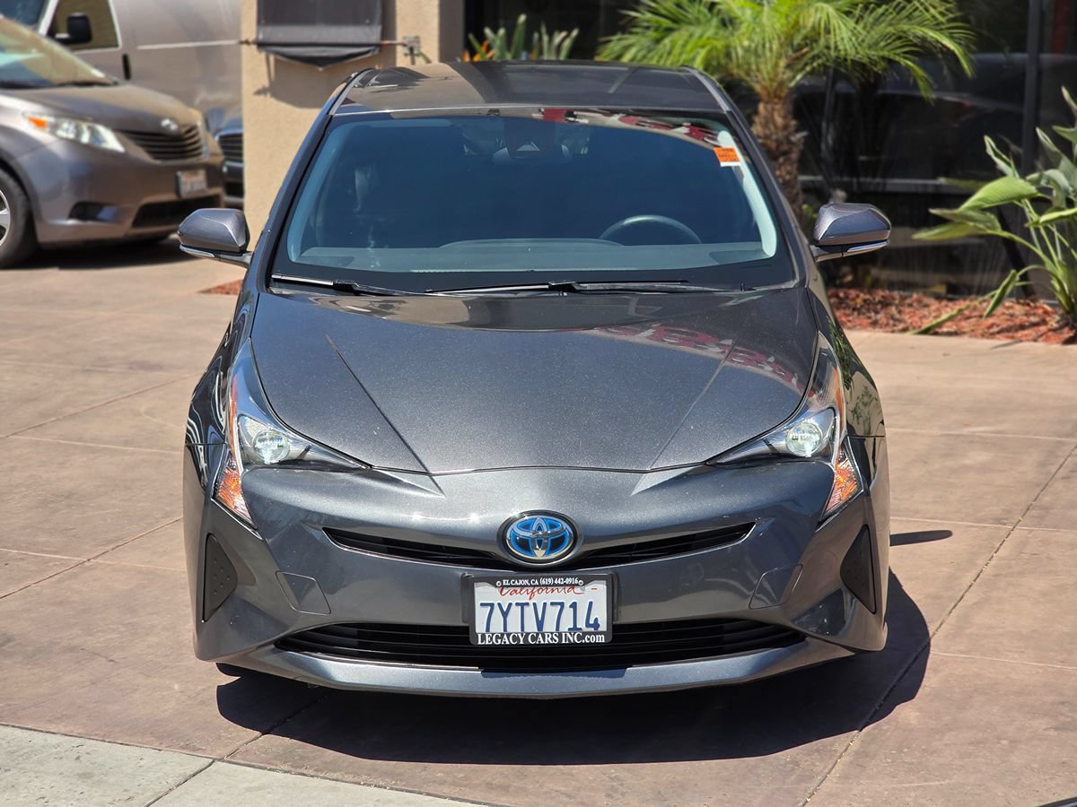 Used 2017 Toyota Prius One FWD image 4
