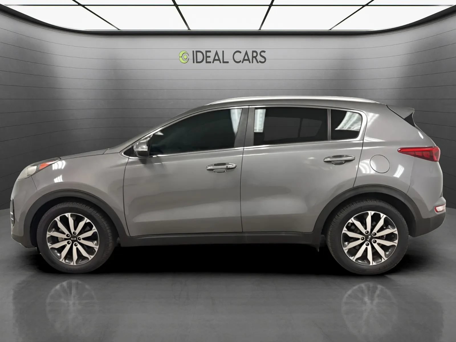 Used 2017 Kia Sportage EX w/ EX Technology Package FWD image 8