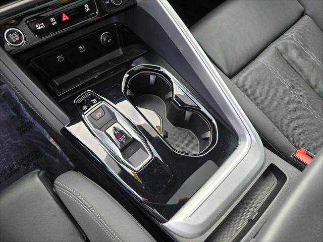 Used 2025 Audi Q5 Premium Plus w/ Premium Plus AWD/4WD image 30