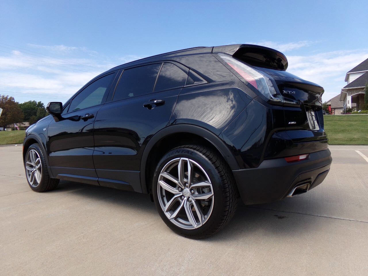 Used 2022 Cadillac XT4 Sport AWD/4WD image 39