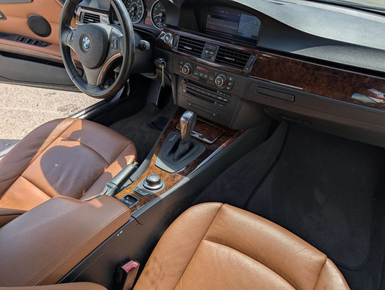 Used 2008 BMW 335i Convertible image 16